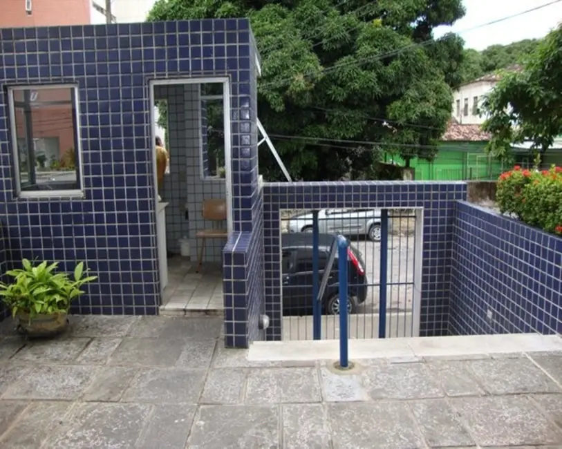 Foto 3 de Apartamento com 2 quartos à venda, 67m2 em Boa Vista, Recife - PE