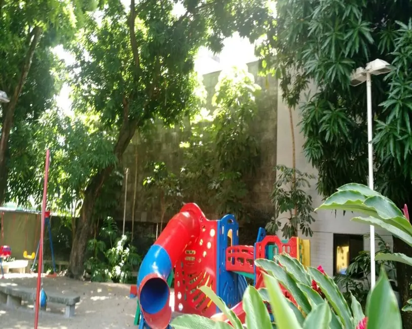 Foto 4 de Apartamento com 4 quartos à venda, 150m2 em Casa Forte, Recife - PE