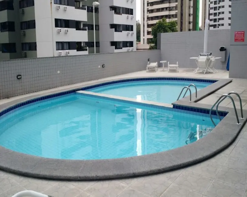 Foto 8 de Apartamento com 4 quartos à venda, 150m2 em Casa Forte, Recife - PE
