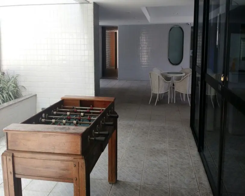 Foto 7 de Apartamento com 4 quartos à venda, 150m2 em Casa Forte, Recife - PE