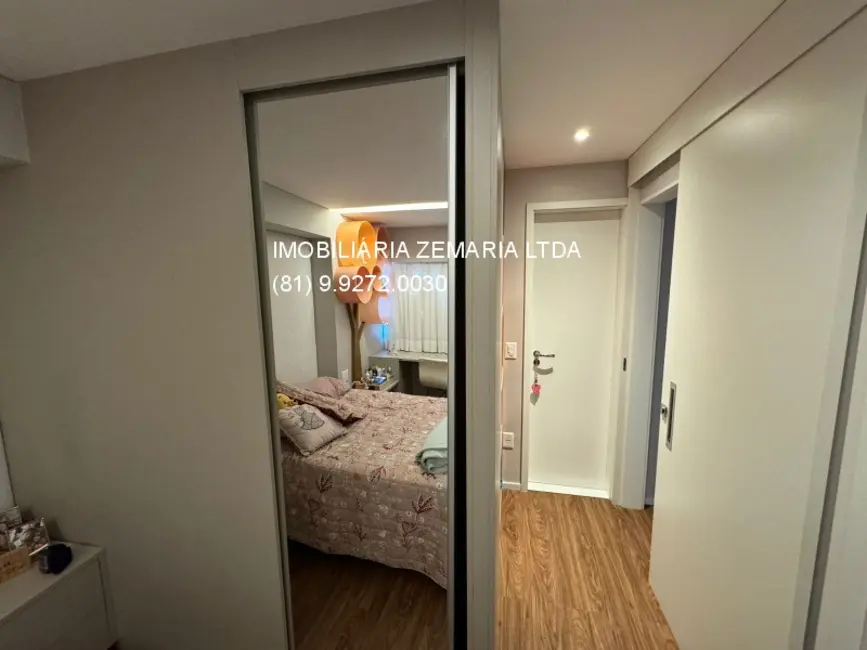 Foto 9 de Apartamento com 3 quartos à venda, 203m2 em Casa Forte, Recife - PE