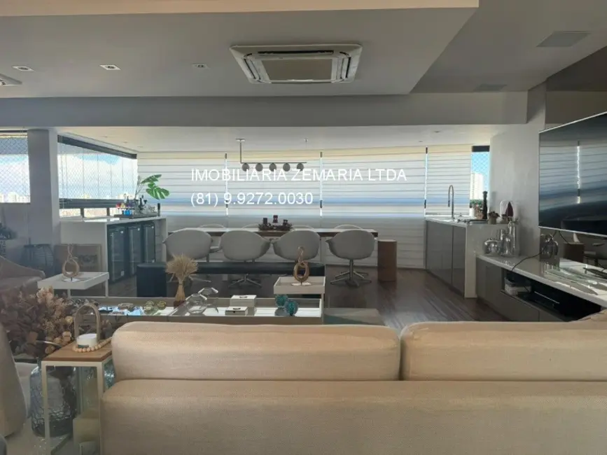 Foto 4 de Apartamento com 3 quartos à venda, 203m2 em Casa Forte, Recife - PE