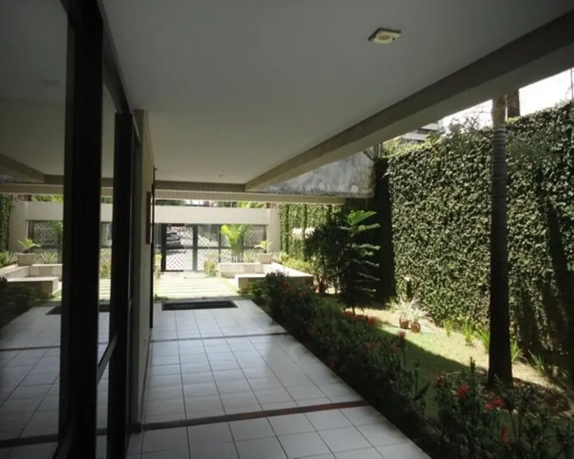 Foto 5 de Apartamento com 3 quartos à venda, 82m2 em Casa Forte, Recife - PE