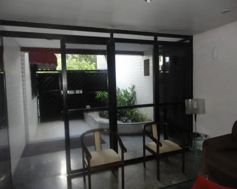 Foto 2 de Apartamento com 3 quartos à venda, 91m2 em Derby, Recife - PE