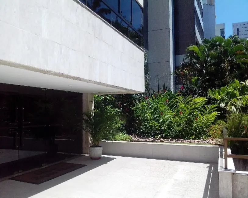 Foto 8 de Apartamento com 4 quartos à venda, 206m2 em Jaqueira, Recife - PE