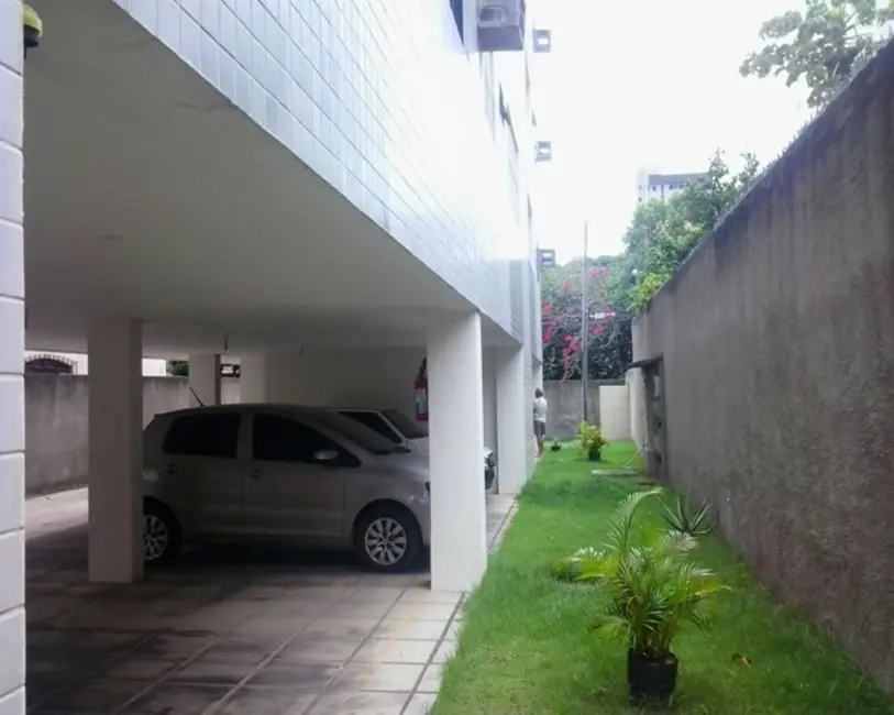 Foto 5 de Apartamento com 2 quartos à venda, 52m2 em Madalena, Recife - PE