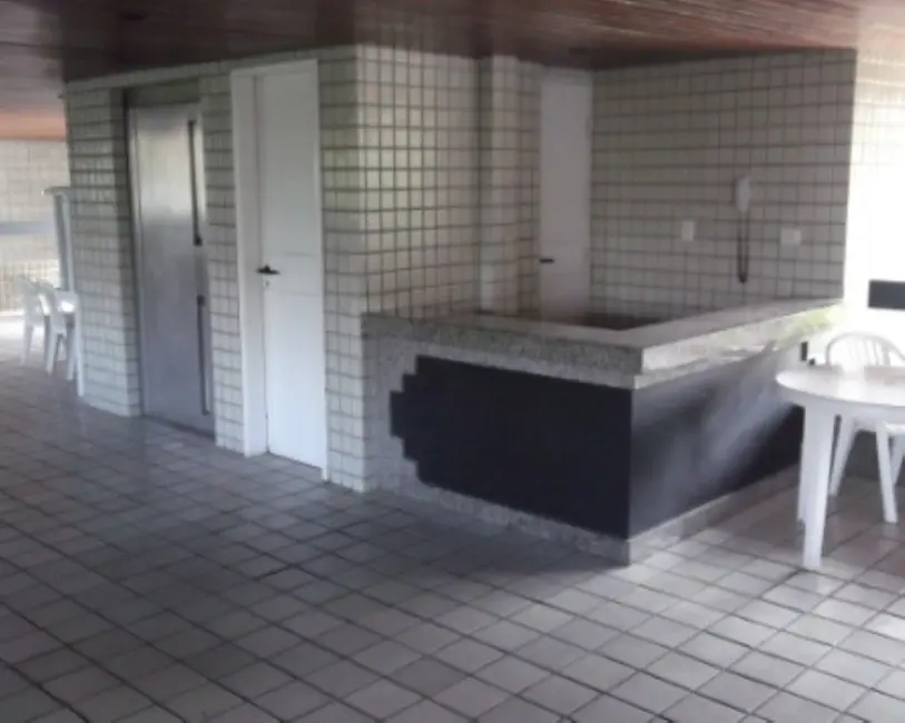 Foto 2 de Apartamento com 4 quartos à venda, 170m2 em Madalena, Recife - PE