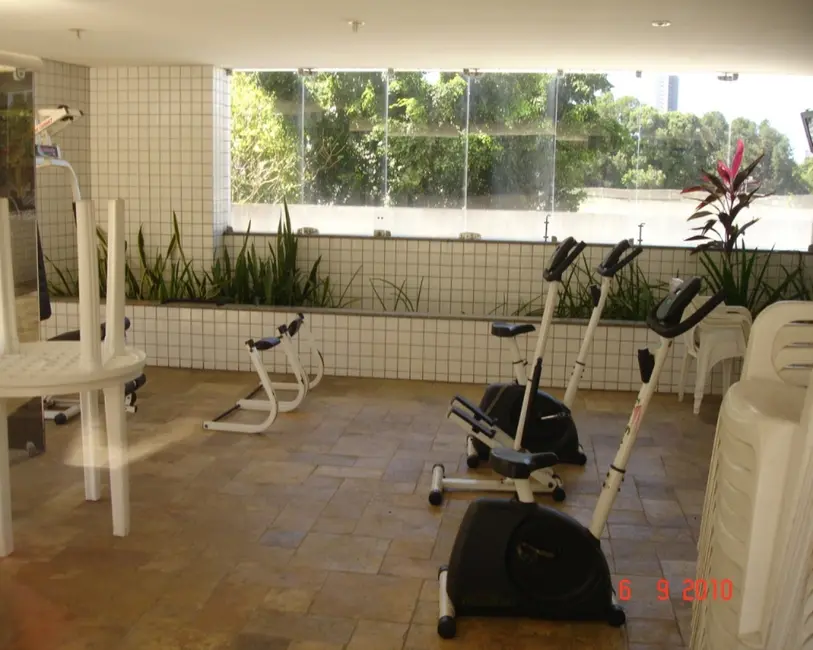 Foto 4 de Apartamento com 1 quarto à venda, 42m2 em Jaqueira, Recife - PE