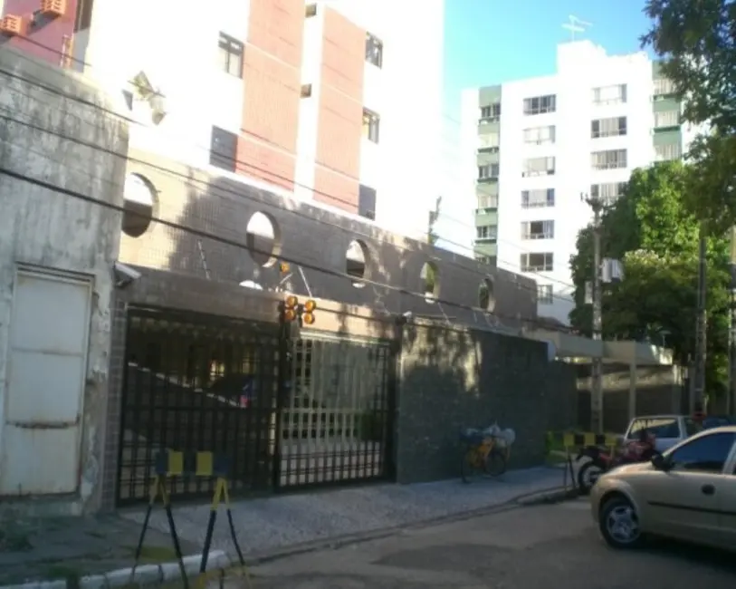 Foto 3 de Apartamento com 2 quartos à venda, 78m2 em Madalena, Recife - PE