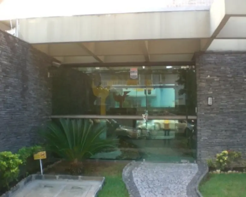 Foto 2 de Apartamento com 2 quartos à venda, 78m2 em Madalena, Recife - PE