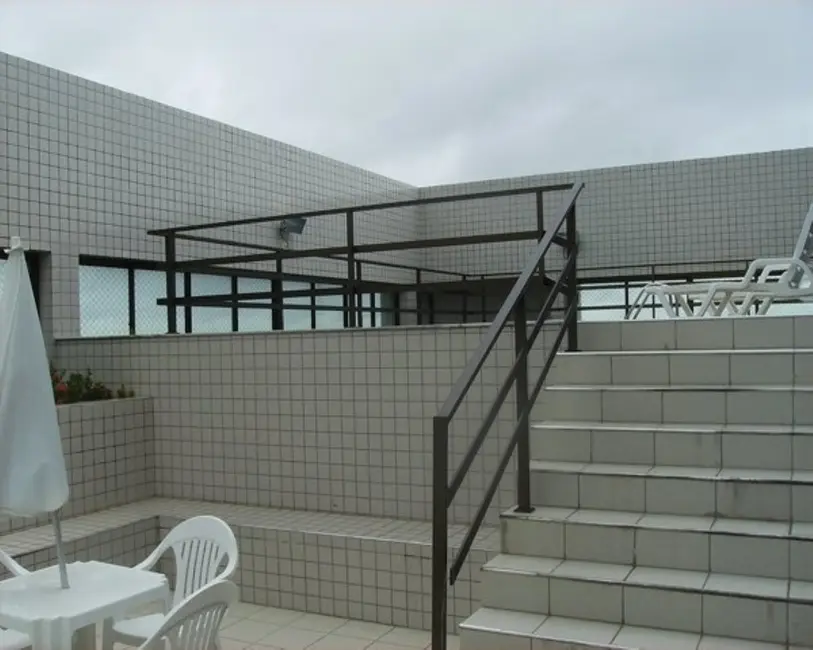 Foto 6 de Apartamento com 3 quartos à venda, 94m2 em Madalena, Recife - PE