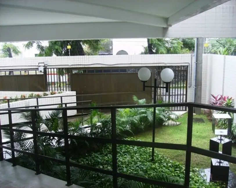 Foto 3 de Apartamento com 3 quartos à venda, 94m2 em Madalena, Recife - PE