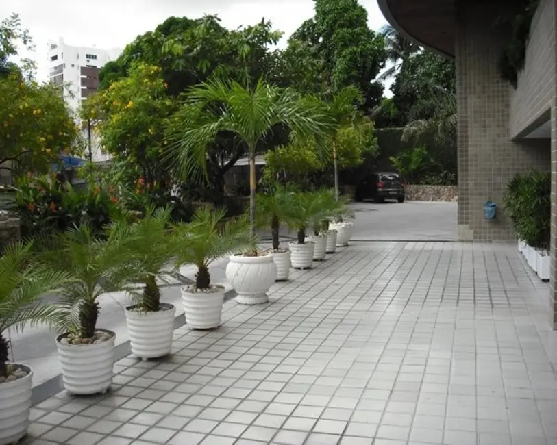 Foto 7 de Apartamento com 4 quartos à venda, 170m2 em Madalena, Recife - PE