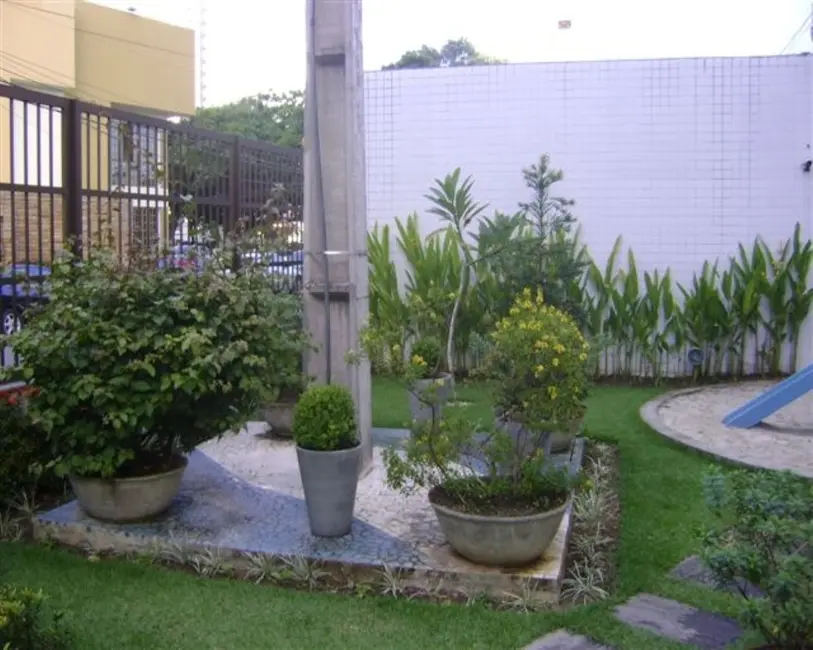 Apartamento com 3 quartos à venda, 65m2 em Madalena, Recife - PE - imagem 4 Foto 4 de Apartamento com 3 quartos à venda, 65m2 em Madalena, Recife - PE