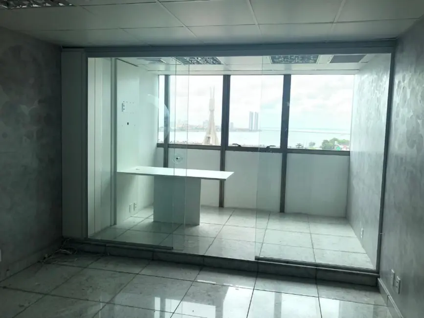 Foto 1 de Sala Comercial para alugar, 31m2 em Pina, Recife - PE