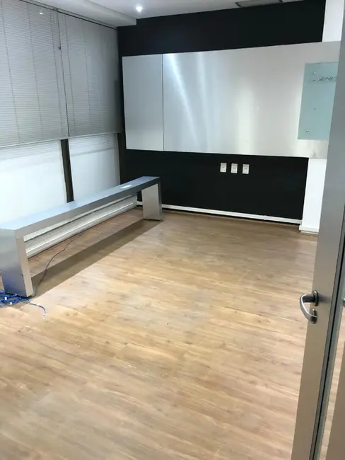 Sala Comercial à venda e para alugar, 59m2 em Boa Viagem, Recife - PE - imagem 5 Foto 5 de Sala Comercial à venda e para alugar, 59m2 em Boa Viagem, Recife - PE
