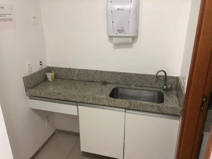 Sala Comercial à venda e para alugar, 59m2 em Boa Viagem, Recife - PE - imagem 7 Foto 7 de Sala Comercial à venda e para alugar, 59m2 em Boa Viagem, Recife - PE