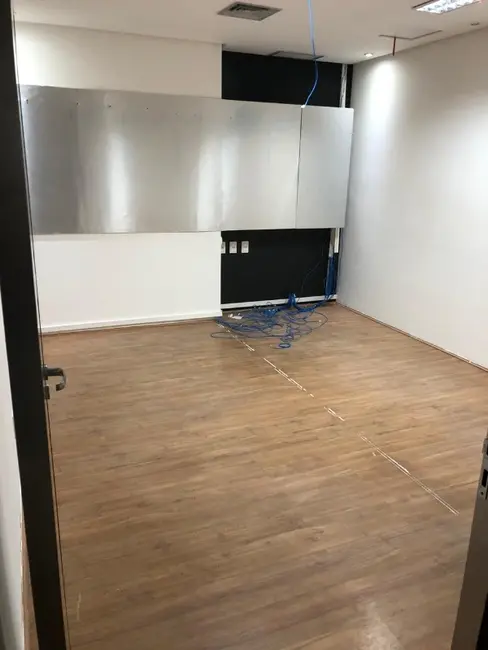 Sala Comercial à venda e para alugar, 59m2 em Boa Viagem, Recife - PE - imagem 3 Foto 3 de Sala Comercial à venda e para alugar, 59m2 em Boa Viagem, Recife - PE