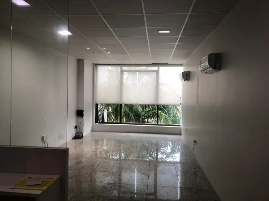 Foto 1 de Sala Comercial à venda e para alugar, 38m2 em Espinheiro, Recife - PE
