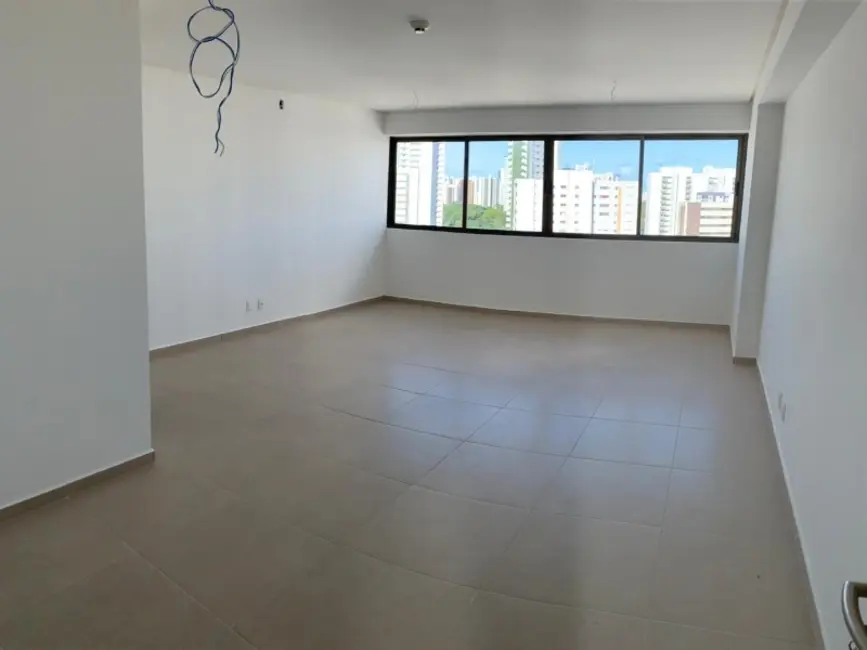 Foto 3 de Sala Comercial à venda, 35m2 em Casa Forte, Recife - PE