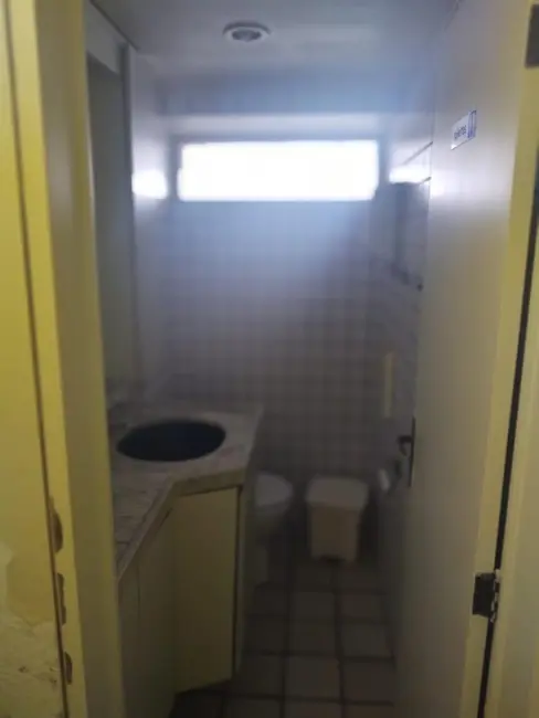 Foto 4 de Sala Comercial à venda e para alugar, 42m2 em Pina, Recife - PE