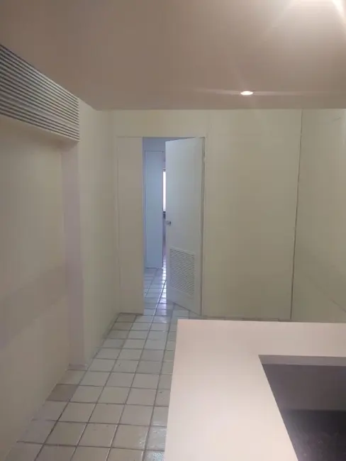 Foto 3 de Sala Comercial à venda e para alugar, 42m2 em Pina, Recife - PE