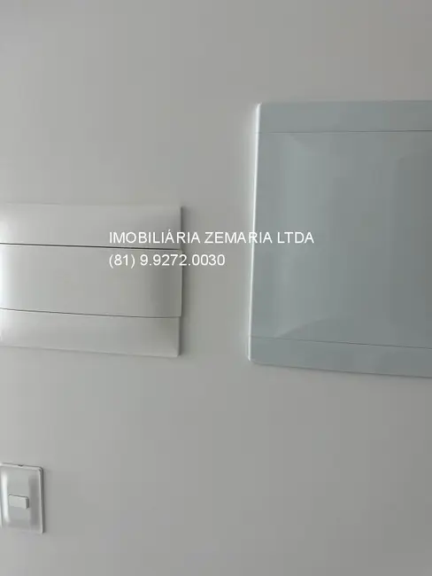 Sala Comercial à venda e para alugar, 28m2 em Pina, Recife - PE - imagem 9 Foto 9 de Sala Comercial à venda e para alugar, 28m2 em Pina, Recife - PE