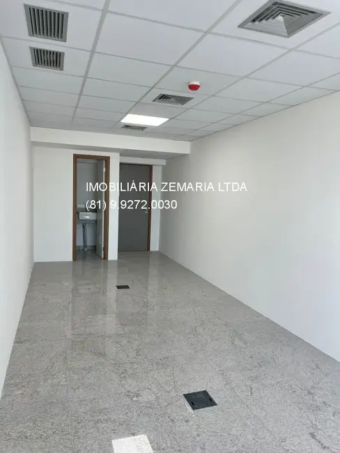 Sala Comercial à venda e para alugar, 28m2 em Pina, Recife - PE - imagem 2 Foto 2 de Sala Comercial à venda e para alugar, 28m2 em Pina, Recife - PE