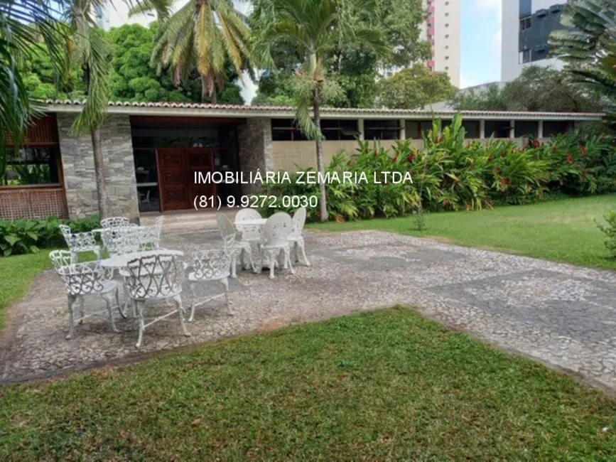 Foto 4 de Apartamento com 4 quartos à venda, 300m2 em Casa Forte, Recife - PE