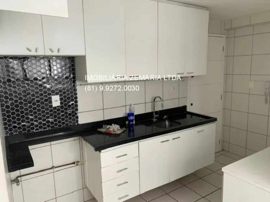 Apartamento com 3 quartos à venda, 77m2 em Madalena, Recife - PE - imagem 9 Foto 9 de Apartamento com 3 quartos à venda, 77m2 em Madalena, Recife - PE