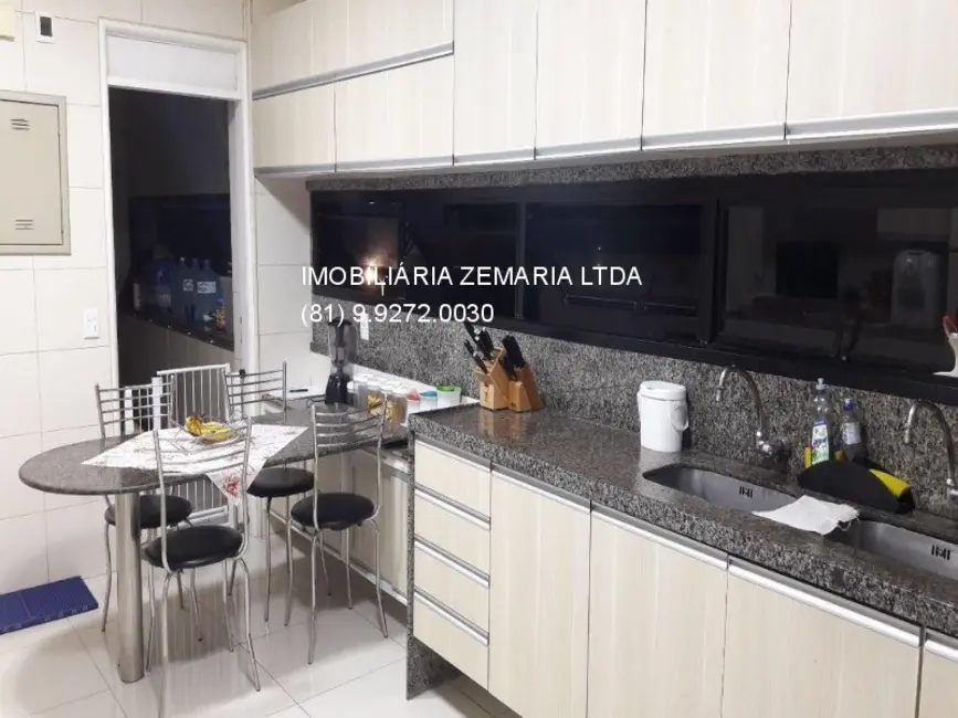 Apartamento com 4 quartos à venda, 247m2 em Piedade, Jaboatao Dos Guararapes - PE - imagem 9 Foto 9 de Apartamento com 4 quartos à venda, 247m2 em Piedade, Jaboatao Dos Guararapes - PE