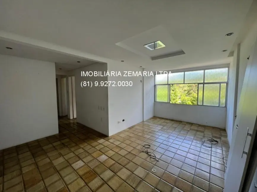 Foto 2 de Apartamento com 2 quartos à venda, 76m2 em Torre, Recife - PE