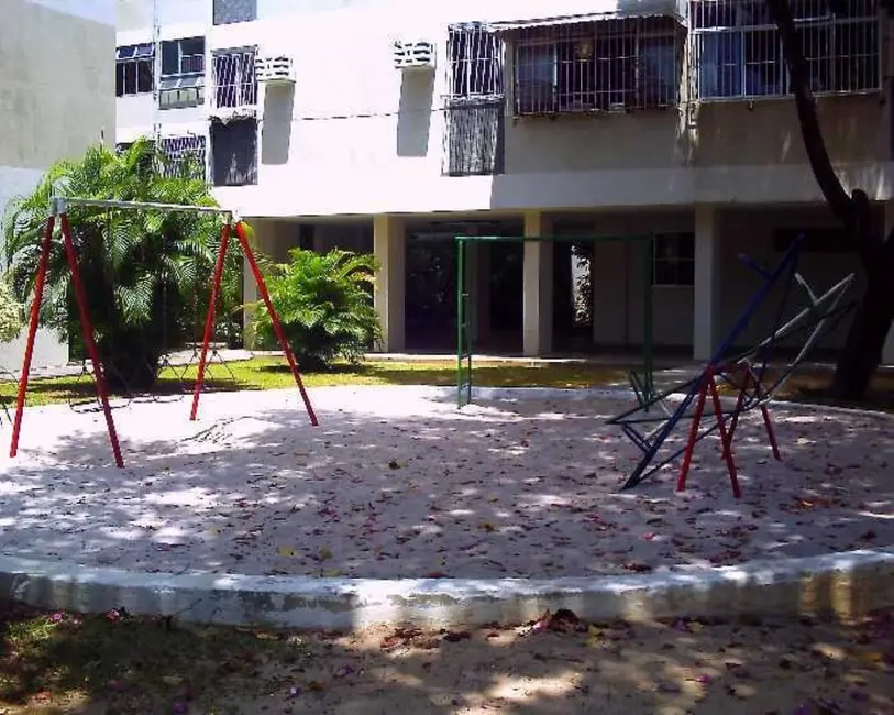 Foto 9 de Apartamento com 2 quartos à venda, 76m2 em Torre, Recife - PE