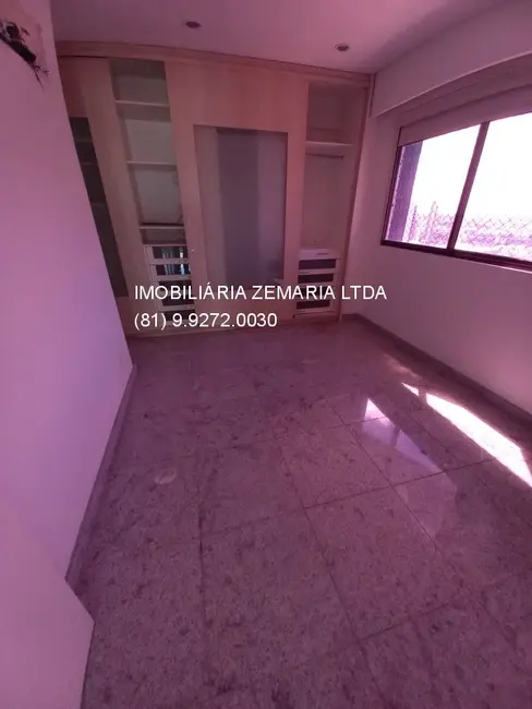 Foto 9 de Apartamento com 4 quartos à venda, 220m2 em Jaqueira, Recife - PE