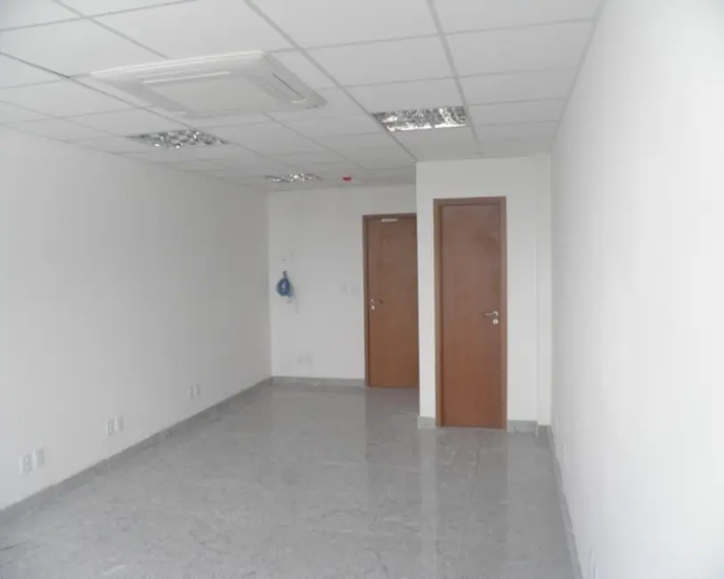 Foto 2 de Sala Comercial para alugar, 31m2 em Pina, Recife - PE