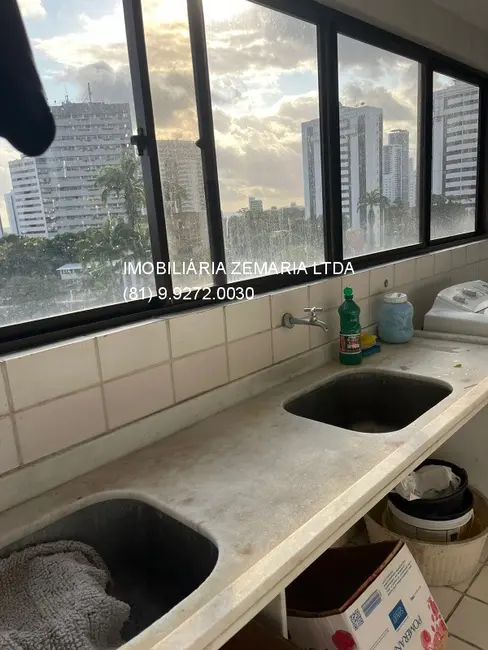 Apartamento com 4 quartos à venda, 287m2 em Casa Forte, Recife - PE - imagem 3 Foto 3 de Apartamento com 4 quartos à venda, 287m2 em Casa Forte, Recife - PE