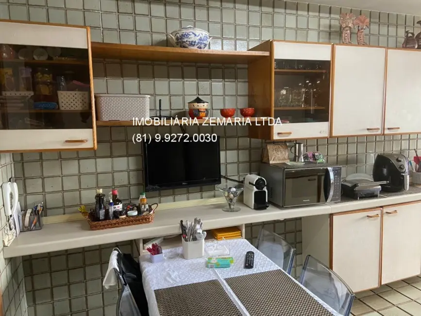Foto 9 de Apartamento com 4 quartos à venda, 154m2 em Aflitos, Recife - PE