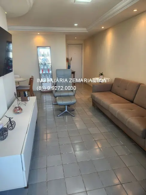 Foto 8 de Apartamento com 3 quartos à venda, 110m2 em Casa Forte, Recife - PE