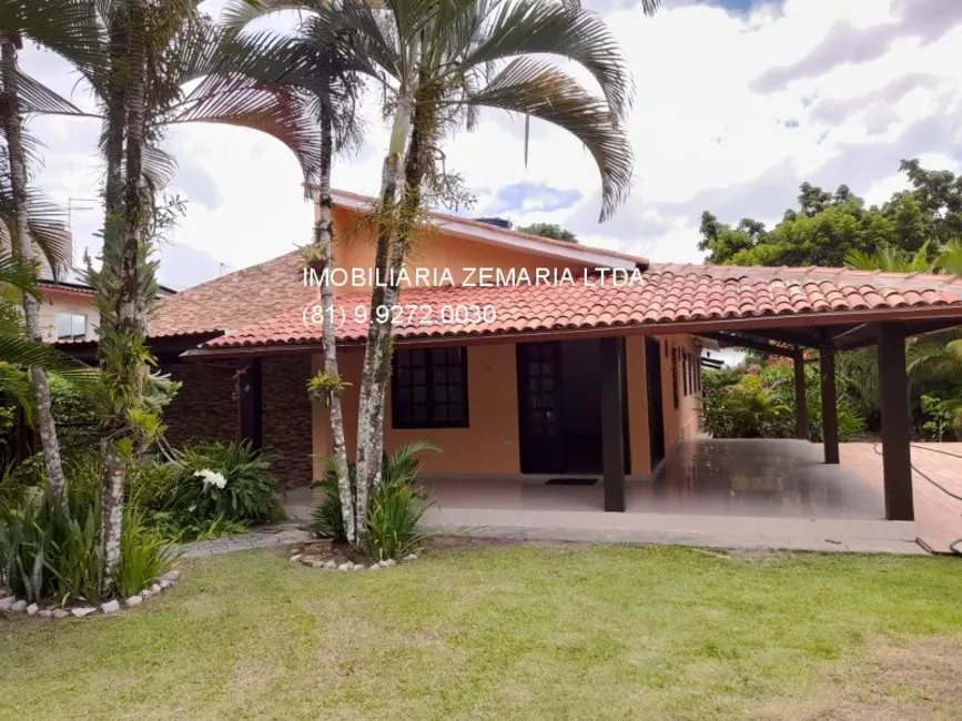 Foto 1 de Casa com 4 quartos à venda, 250m2 em Aldeia dos Camarás, Camaragibe - PE