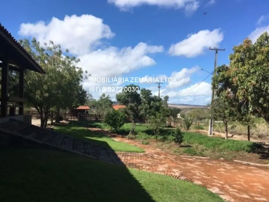 Casa com 6 quartos à venda, 412m2 em Nossa Senhora das Graças, Gravata - PE - imagem 5 Foto 5 de Casa com 6 quartos à venda, 412m2 em Nossa Senhora das Graças, Gravata - PE