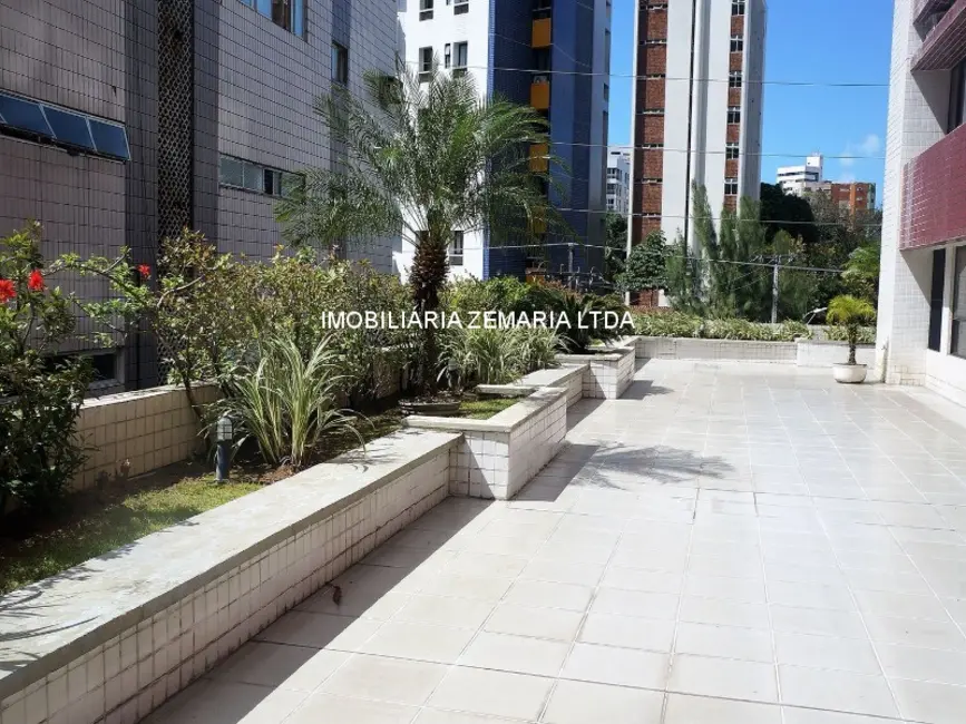 Foto 7 de Apartamento com 3 quartos à venda, 150m2 em Jaqueira, Recife - PE