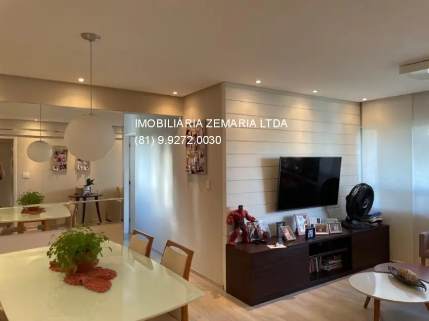 Foto 1 de Apartamento com 2 quartos à venda, 74m2 em Casa Forte, Recife - PE