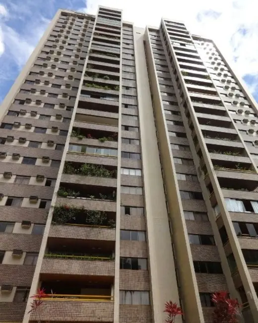 Apartamento com 4 quartos à venda, 240m2 em Apipucos, Recife - PE - imagem 1 Foto 1 de Apartamento com 4 quartos à venda, 240m2 em Apipucos, Recife - PE