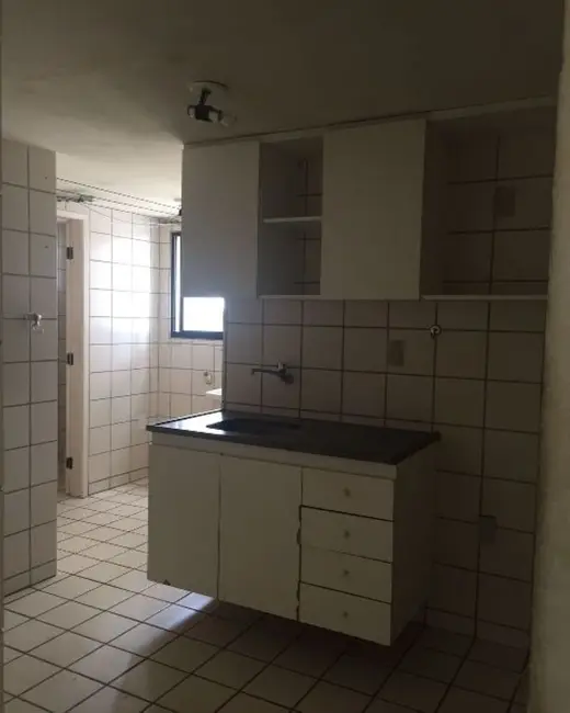 Foto 2 de Apartamento com 3 quartos à venda, 70m2 em Boa Viagem, Recife - PE