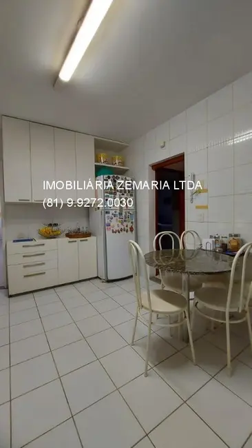 Apartamento com 3 quartos à venda, 205m2 em Boa Viagem, Recife - PE - imagem 5 Foto 5 de Apartamento com 3 quartos à venda, 205m2 em Boa Viagem, Recife - PE
