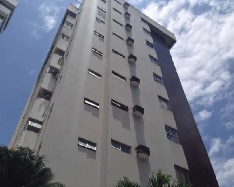 Foto 1 de Apartamento com 2 quartos à venda, 74m2 em Graças, Recife - PE