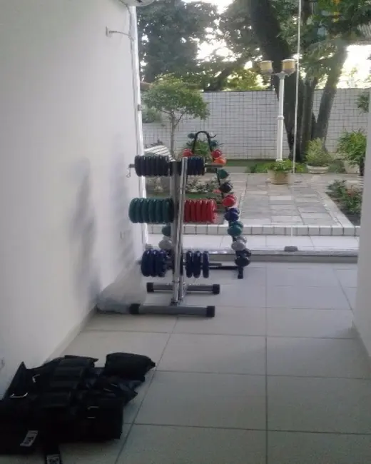 Foto 6 de Apartamento com 4 quartos à venda, 147m2 em Casa Forte, Recife - PE