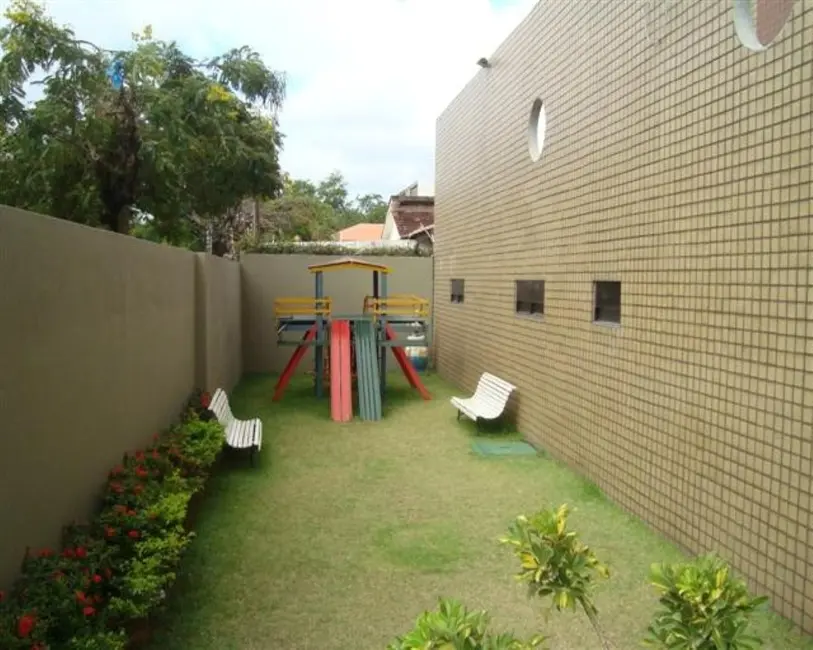 Foto 3 de Apartamento com 3 quartos à venda, 105m2 em Torreão, Recife - PE