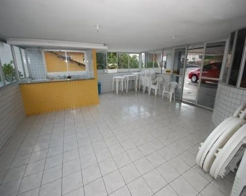 Foto 2 de Apartamento com 3 quartos à venda, 70m2 em Madalena, Recife - PE