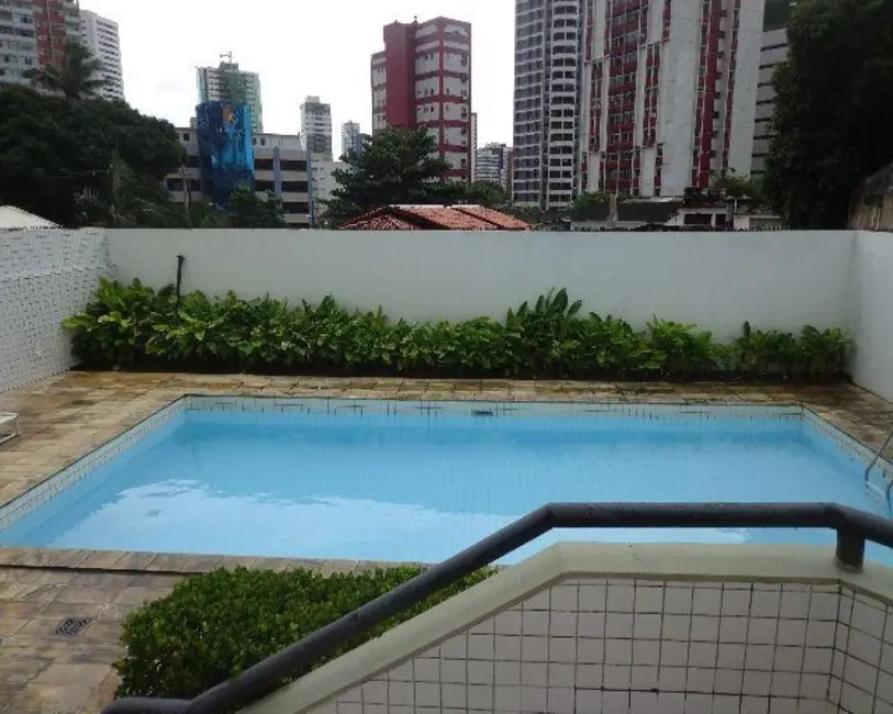 Apartamento com 4 quartos à venda, 240m2 em Derby, Recife - PE - imagem 3 Foto 3 de Apartamento com 4 quartos à venda, 240m2 em Derby, Recife - PE